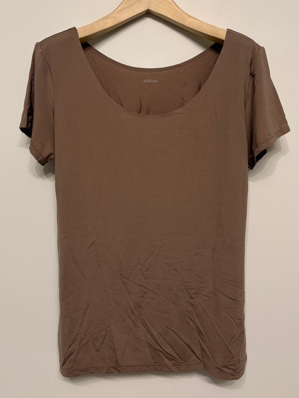 Uniqlo taupe arisim short sleeve top sz xl X-Large tried on only